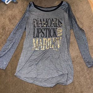 Women’s long sleeve